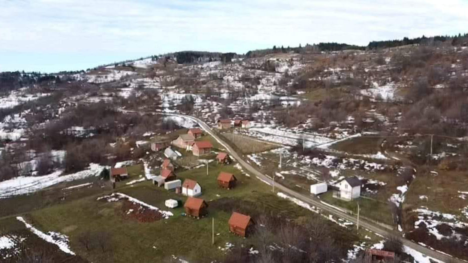 Završena akcija za asfaltiranje puta do džamije Tokoljaci – Srebrenica